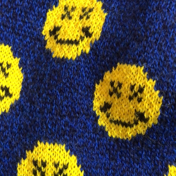 BDG Smiley Toque - Picture 3 of 7
